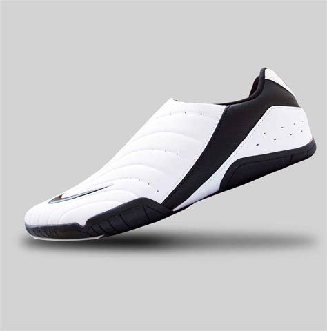 taekwondo schuhe nike